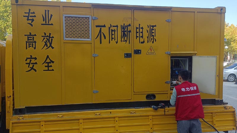 茂南柴油发电机组和UPS电源配合使用时，如何避免切换过程中的电力中断？